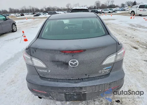 2013 Mazda 3 I z USA, uszkodzony, nr VIN JM1BL1V74D1818827